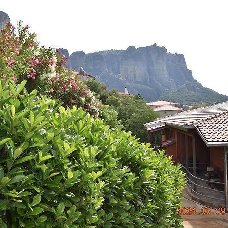 Hotel Meteora กาลัมปากา ภายนอก รูปภาพ