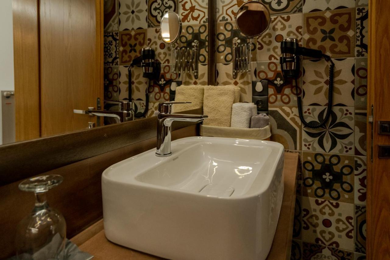 Hotel Meteora กาลัมปากา ภายนอก รูปภาพ
