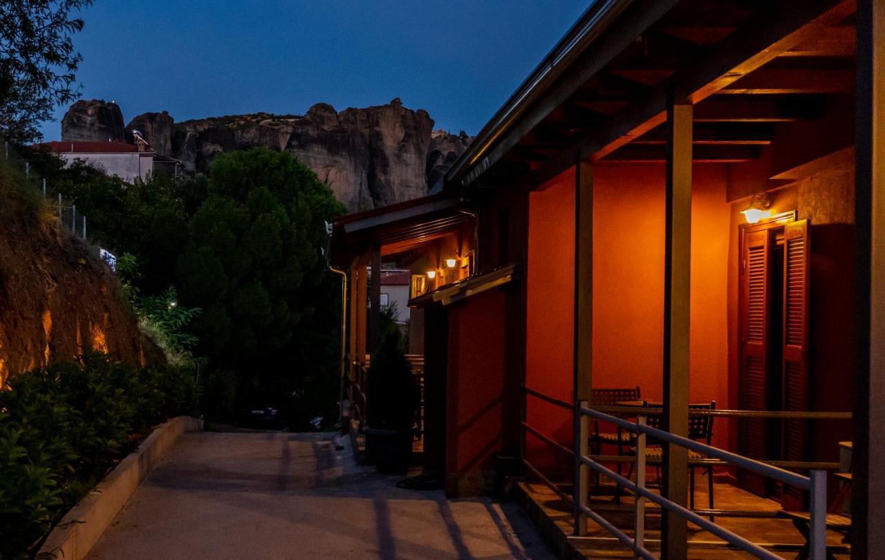 Hotel Meteora กาลัมปากา ภายนอก รูปภาพ