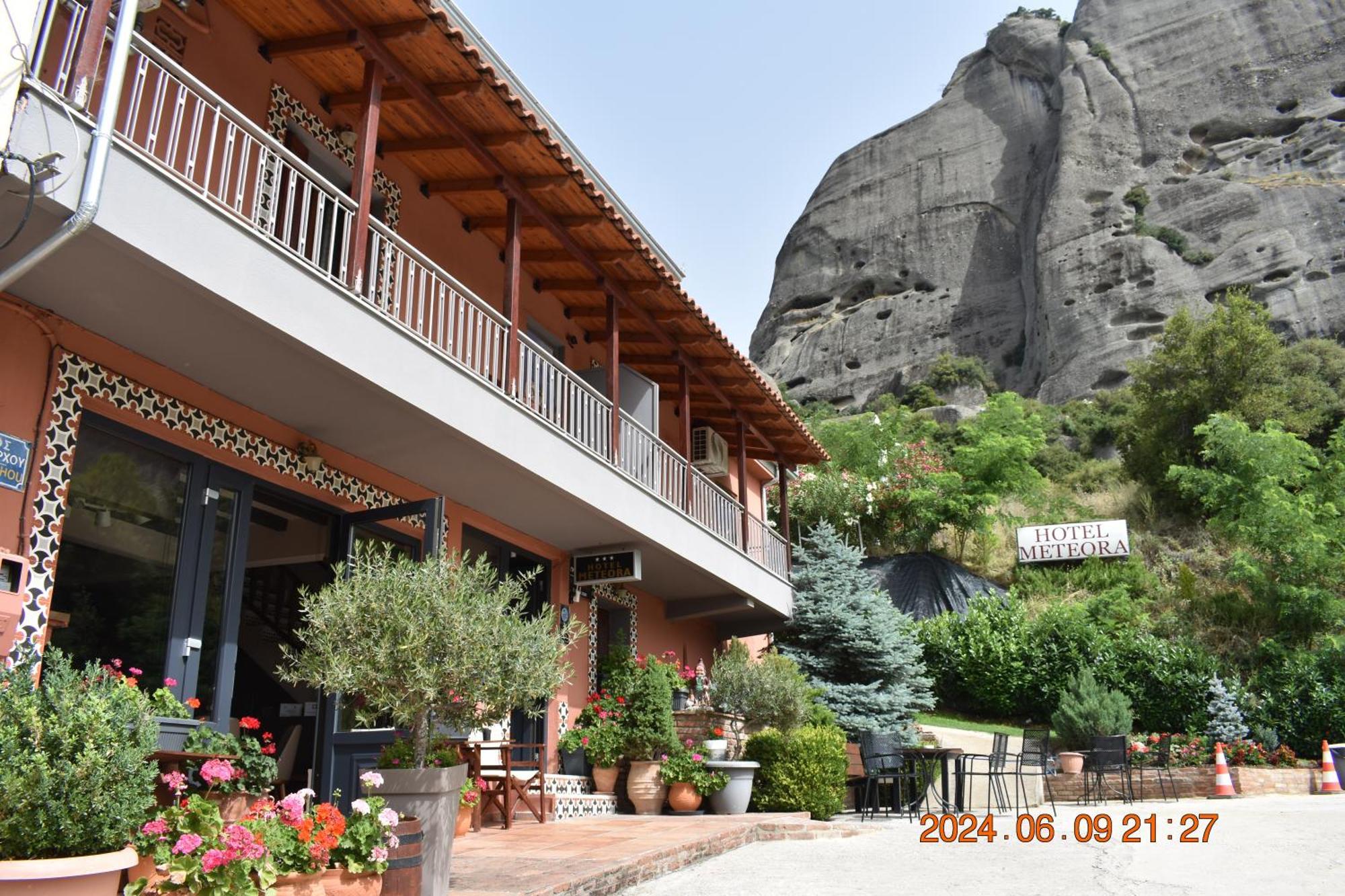 Hotel Meteora กาลัมปากา ภายนอก รูปภาพ
